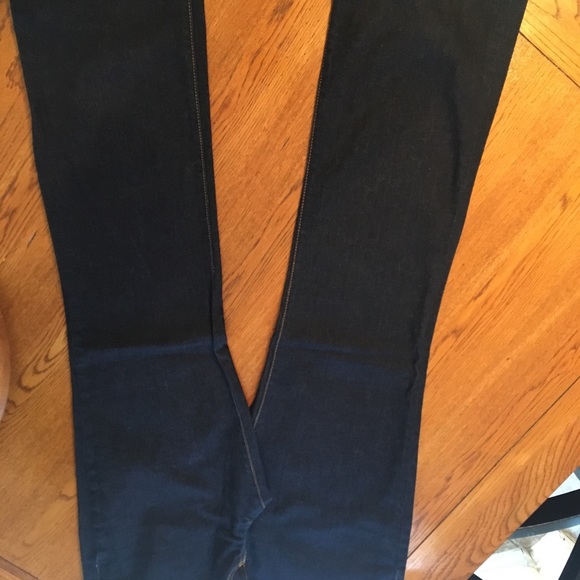 Tory Burch Jeans 👖 - Picture 4 of 4